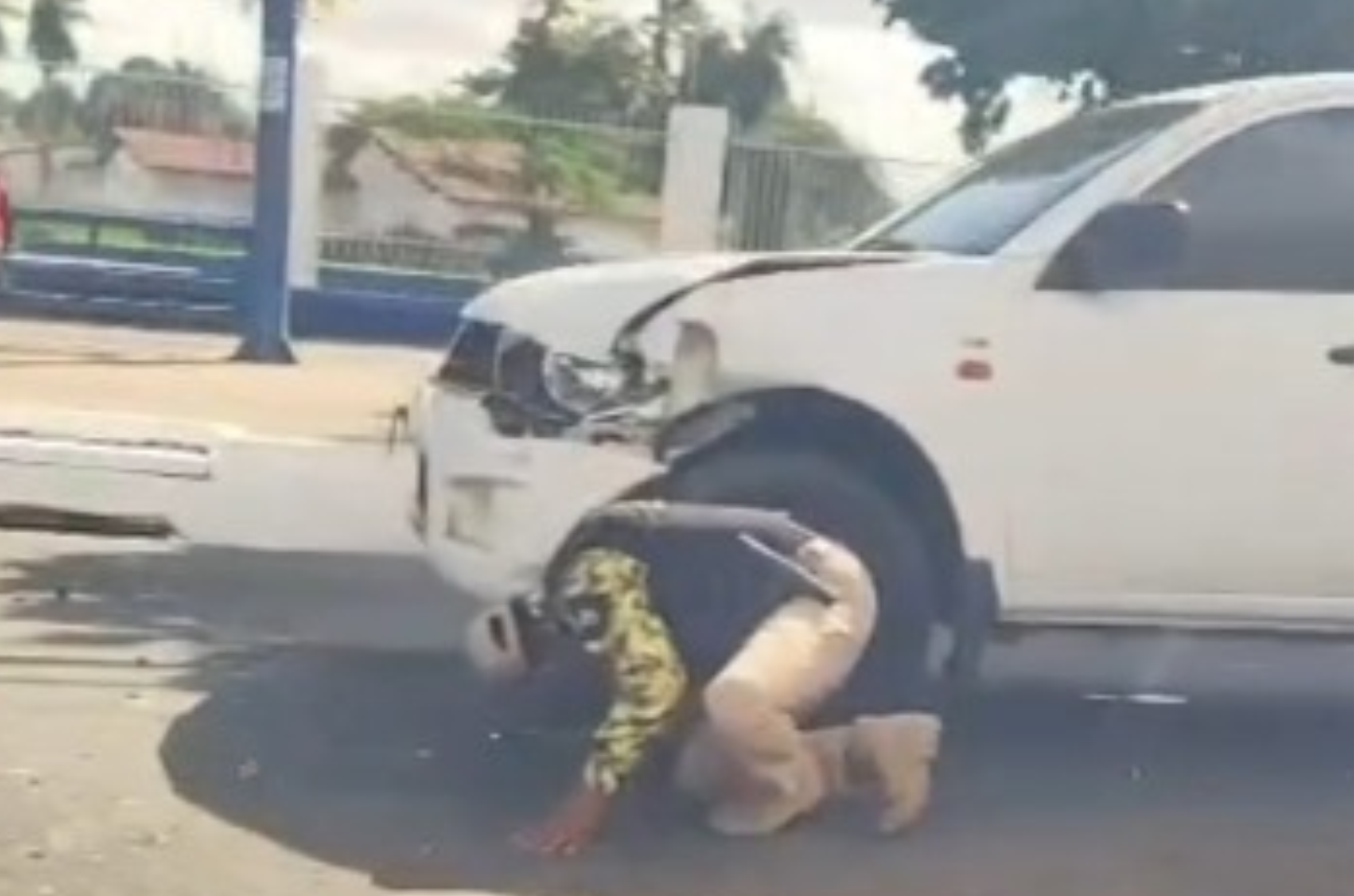 Acidente envolvendo três carros é registrado nas proximidades do CEPA, em Maceió