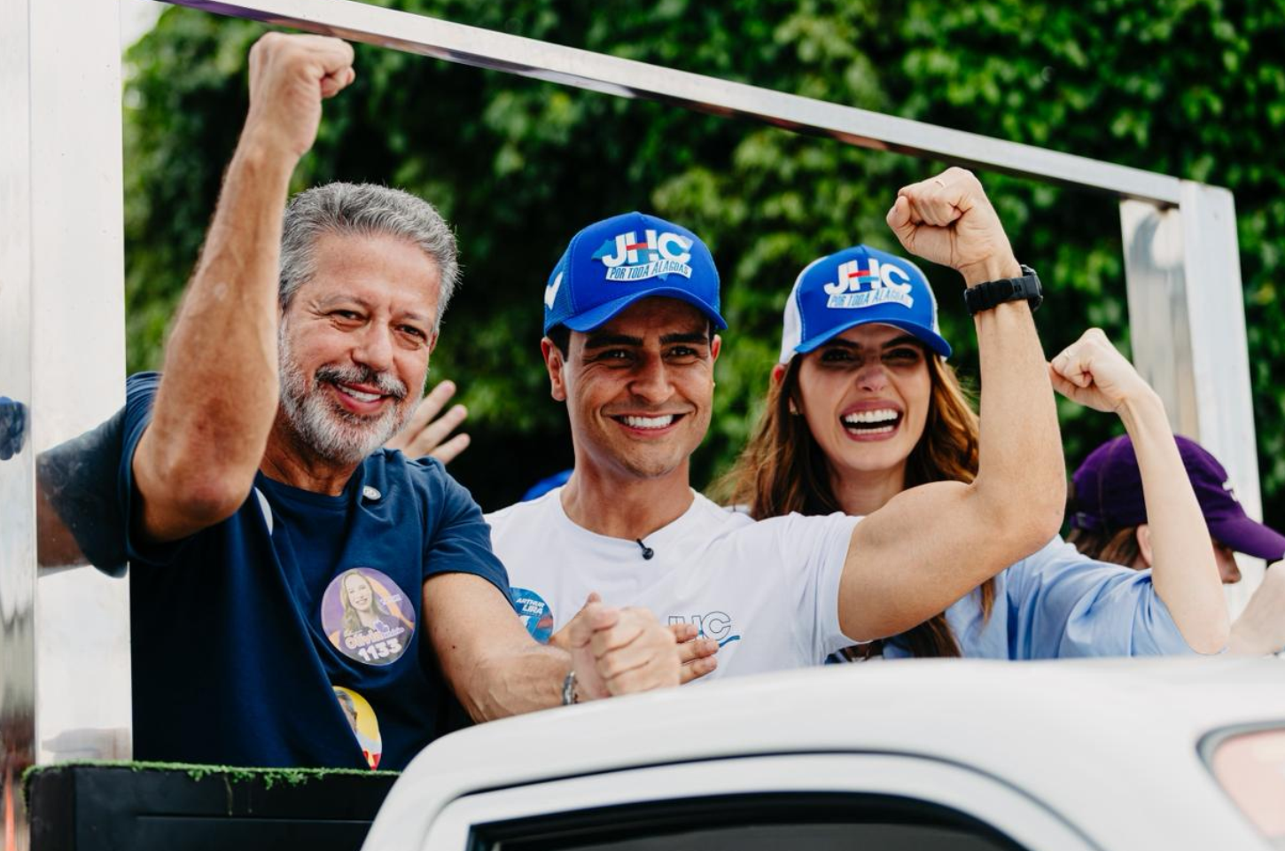 Chã Preta, Viçosa e Cajueiro recebem JHC e pedem mudança no governo de AL