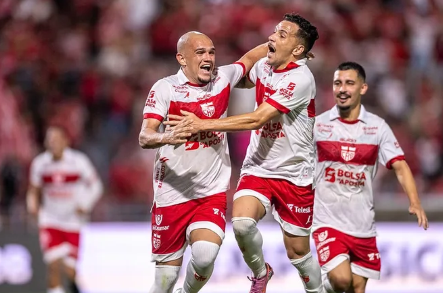 CRB vence o Criciúma e volta ao G-6 da Série B