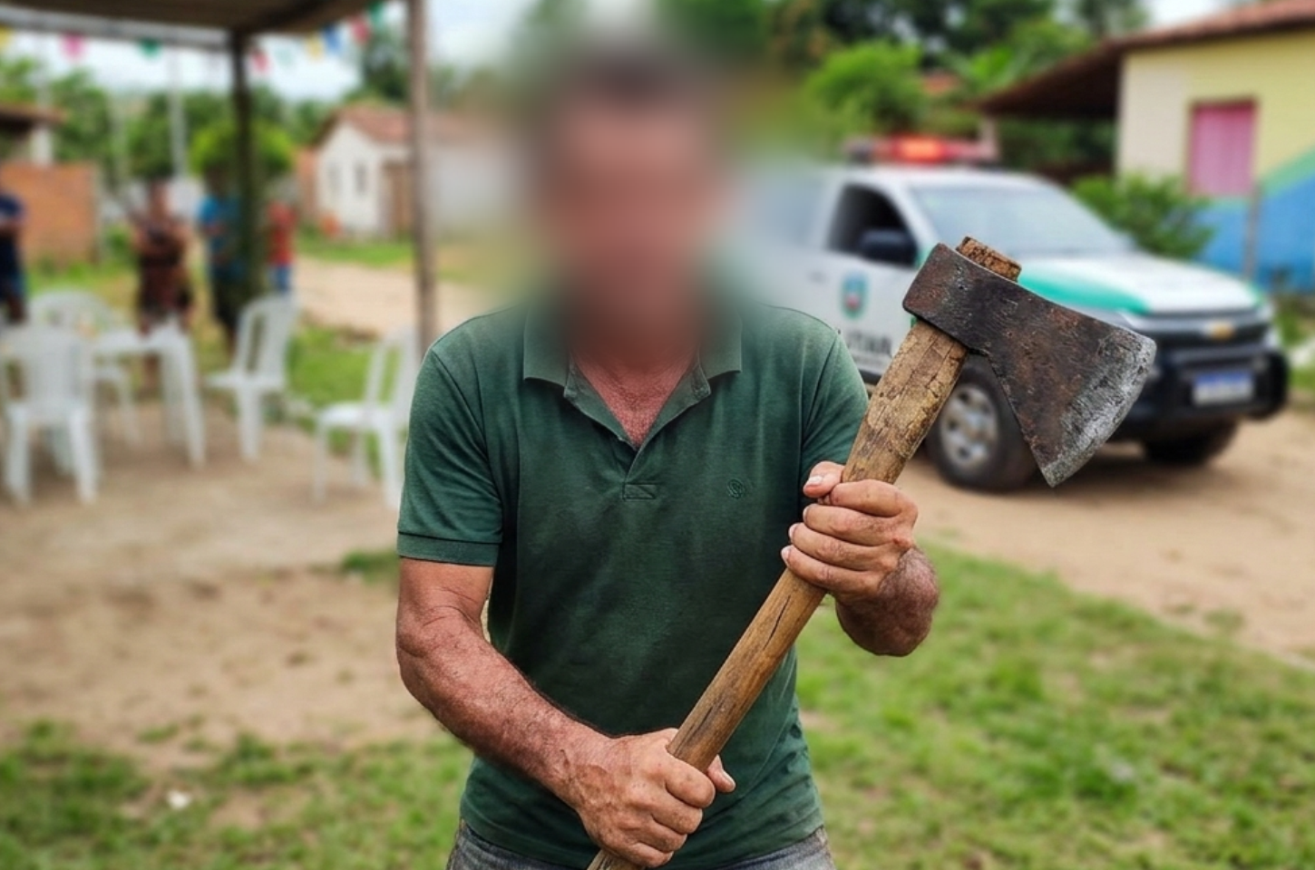 Homem é denunciado por ameaçar duas mulheres com machado durante confraternização em Penedo