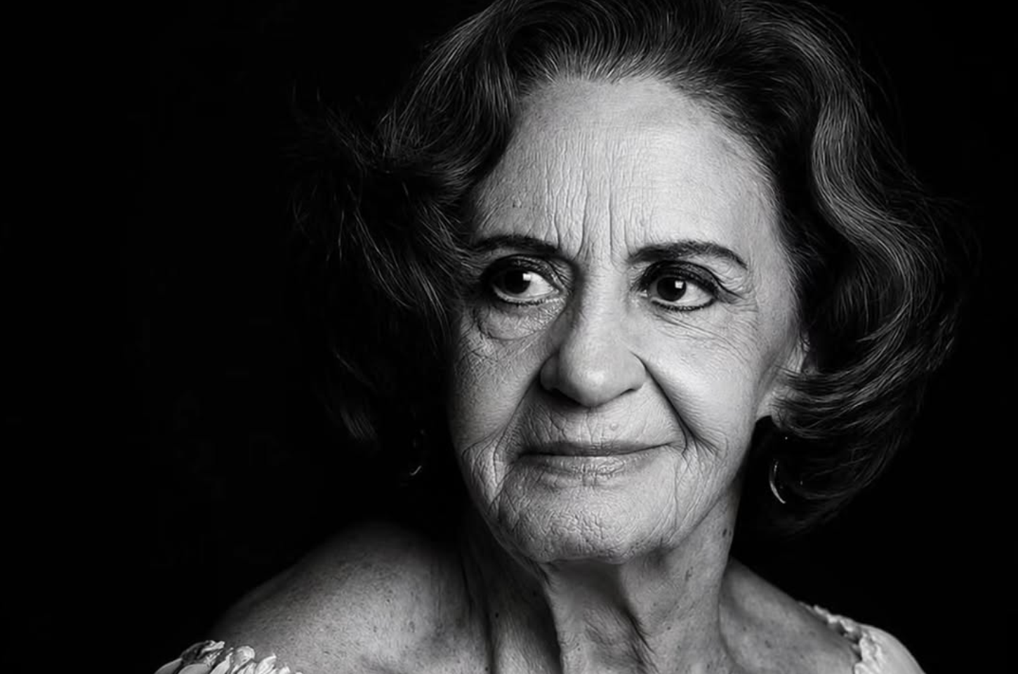Laura Cardoso, ícone da dramaturgia brasileira, morre aos 98 anos