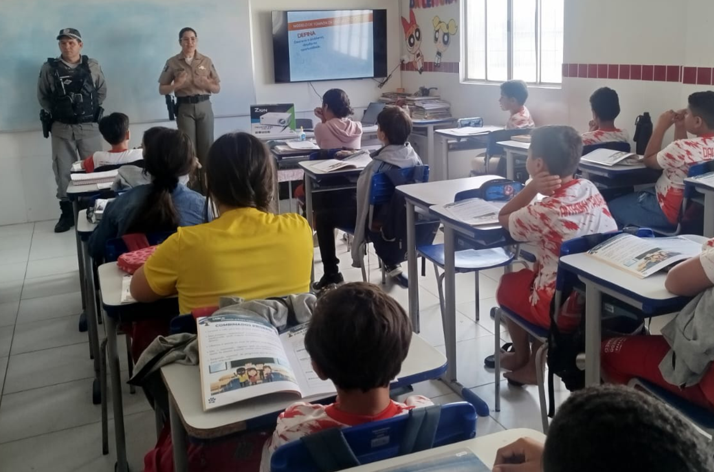 PROERD do 11º BPM inicia atividades na Escola de Educação Básica Professora Helena de Oliveira Carvalho