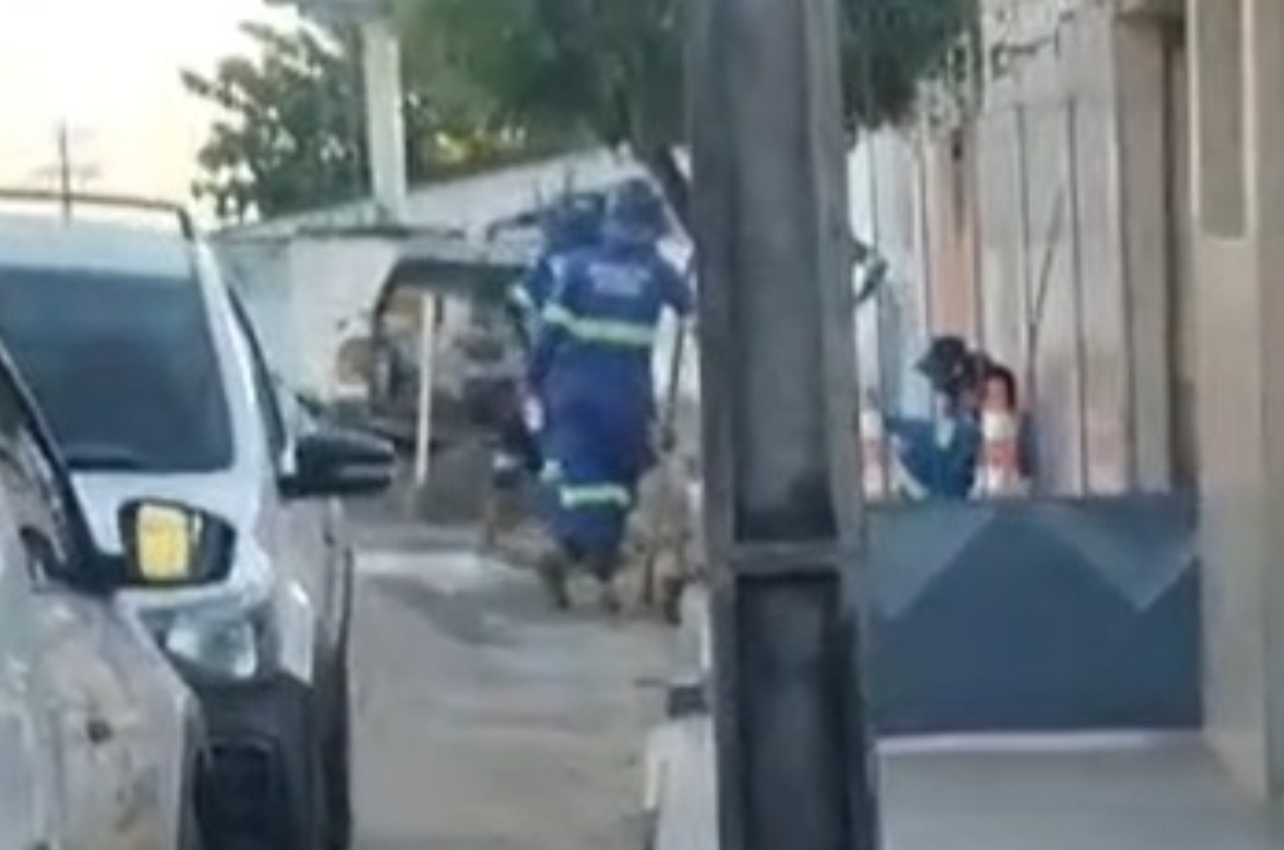 Rua próxima ao Cemitério São Gonçalo está sem água desde segunda-feira