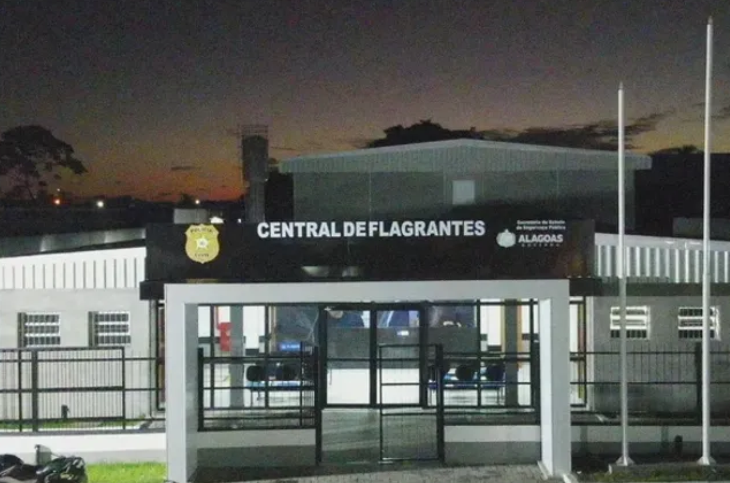 Entregador é baleado na perna durante festa no Benedito Bentes, em Maceió