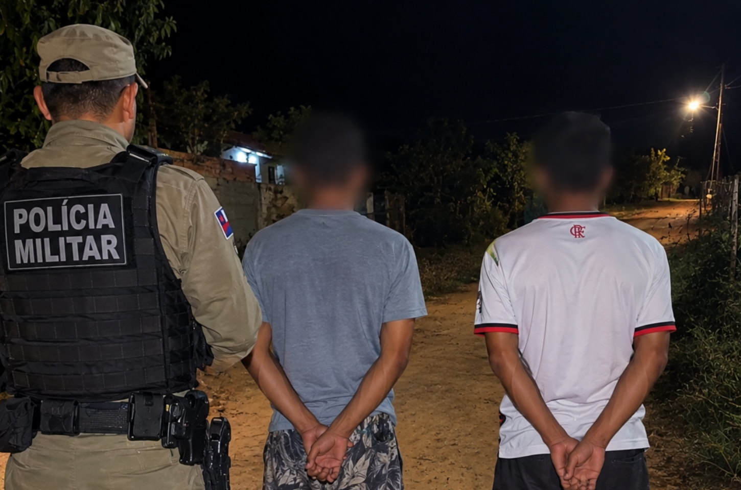 Homem é abordado com dois cigarros com características de maconha em Penedo