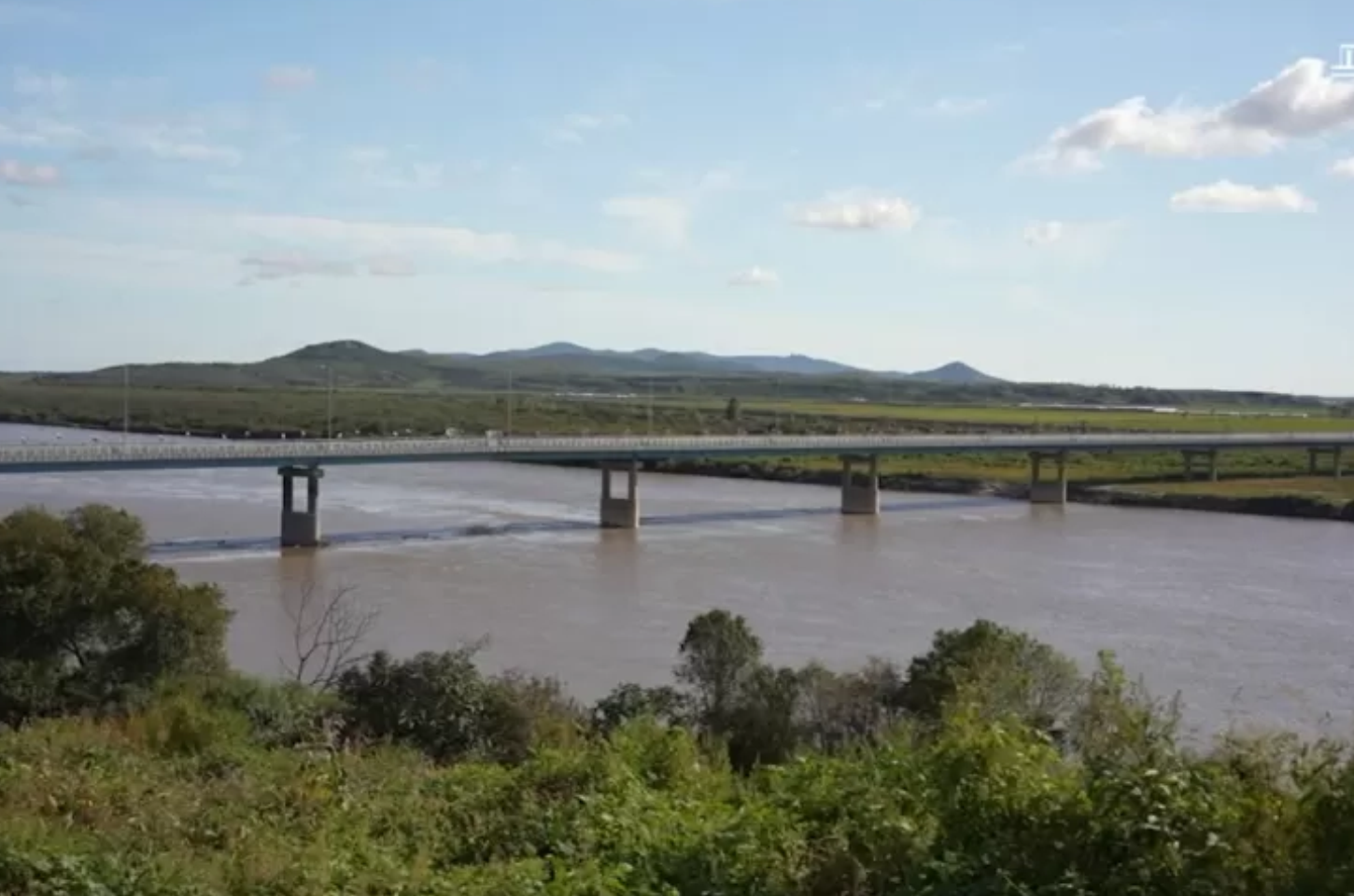 Rússia e Coreia do Norte inauguram primeira ponte rodoviária entre os dois países