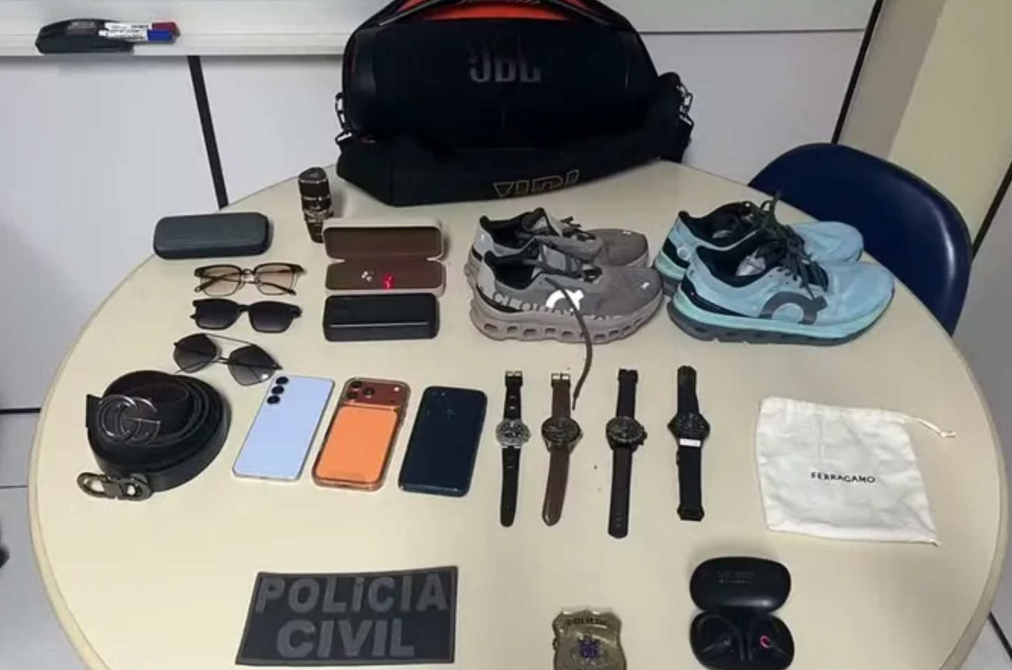 Suspeito de furtar condomínios de luxo em Alagoas é preso na Bahia com R$ 113 mil em bens