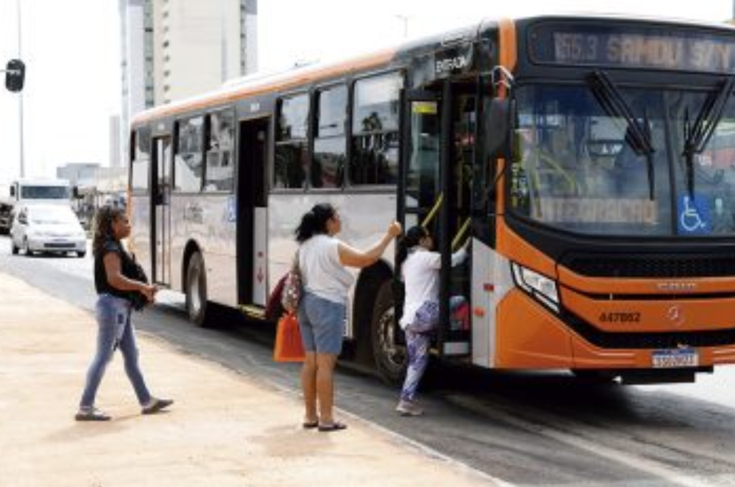 Governo de Alagoas ainda não pagou transportadores pelo serviço prestado no primeiro turno das eleições