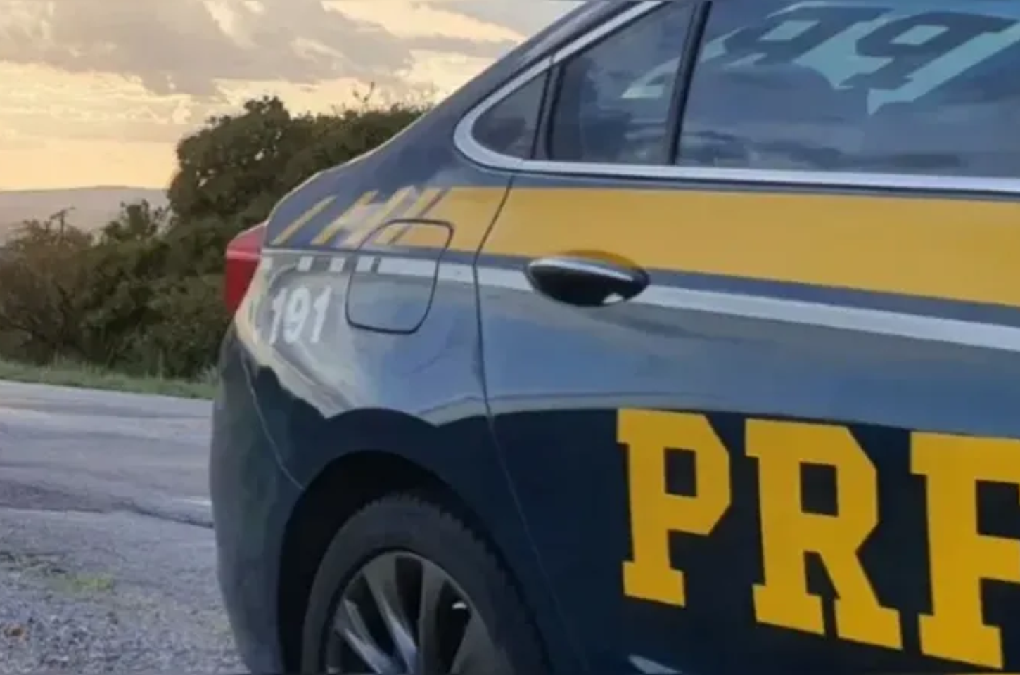Moradores bloqueiam BR-101 em São Brás após mais de cinco dias sem água