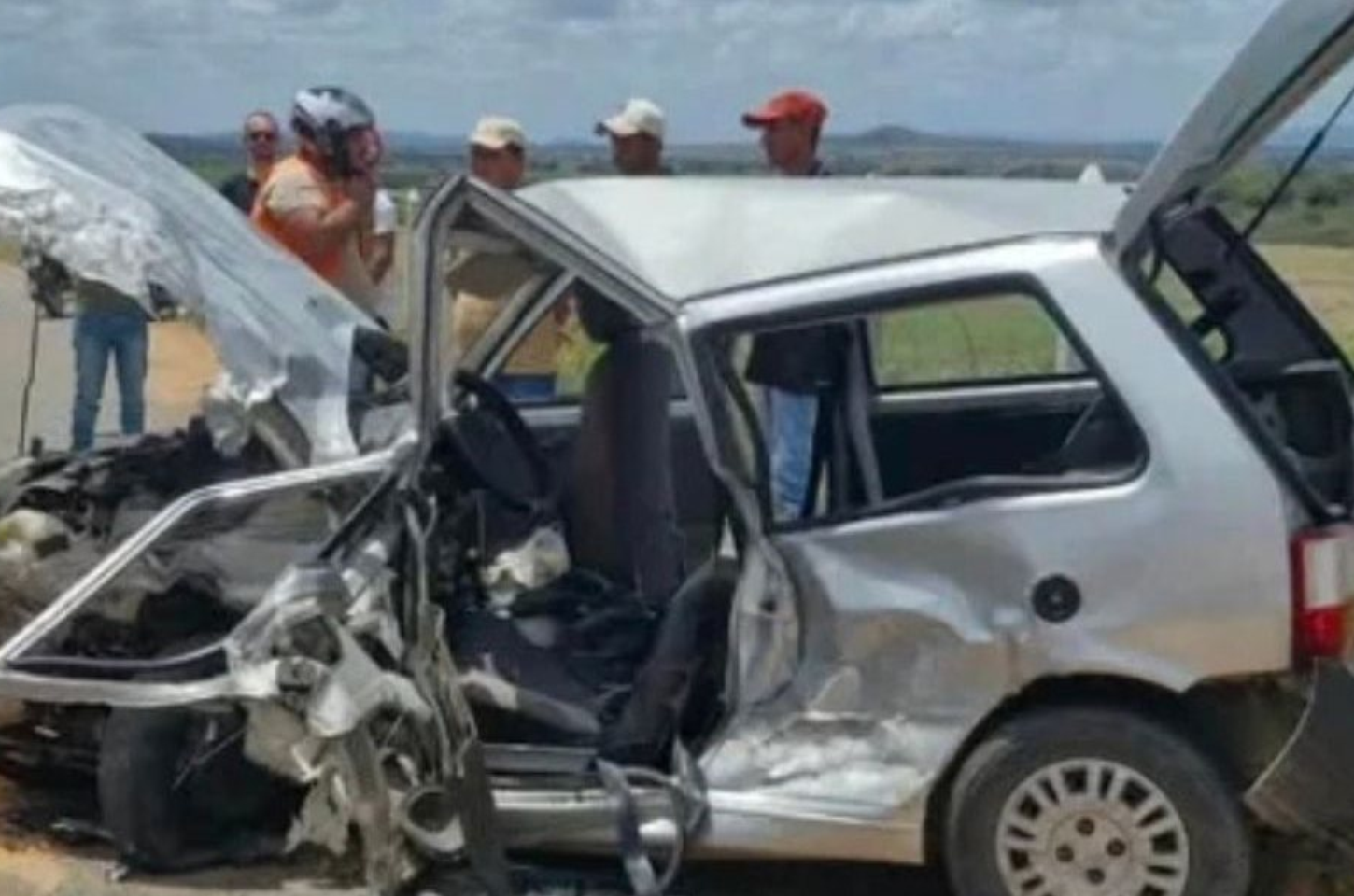 Motorista embriagado invade contramão, causa acidente e foge em Arapiraca