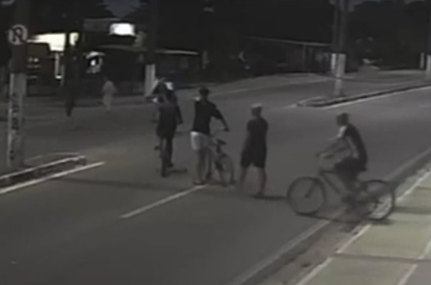 Polícia prende dois suspeitos e apreende adolescente por sequestro no Benedito Bentes; vítima continua desaparecida