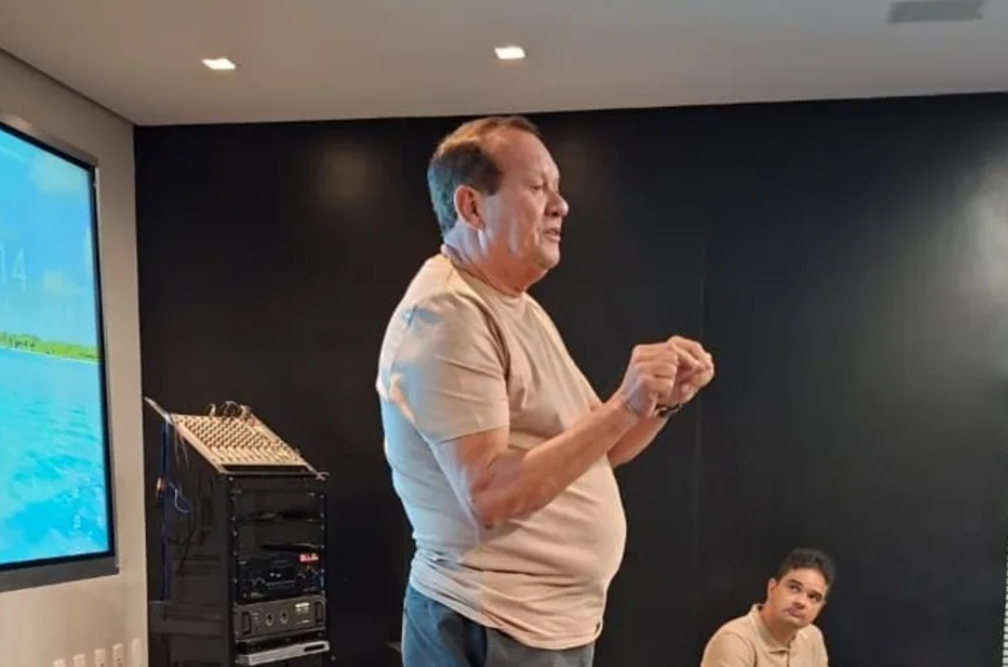 Rafael Tenório é aclamado presidente do CSA e promete reconstruir o clube