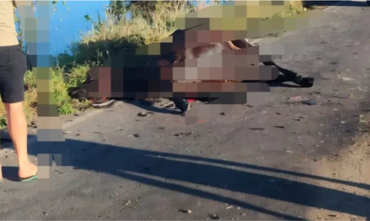 Colisão entre ambulância do SAMU e caminhão deixa dois mortos e seis feridos em Sergipe