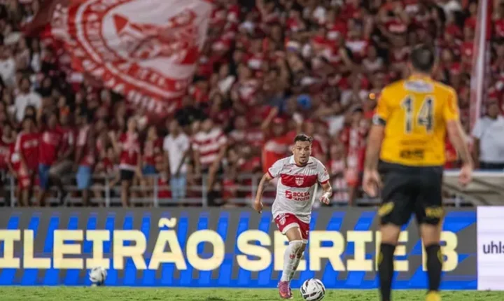 CRB EMPATA SEM GOLS COM NOVORIZONTINO E PERDE CHANCE DE ENTRAR NO G-6