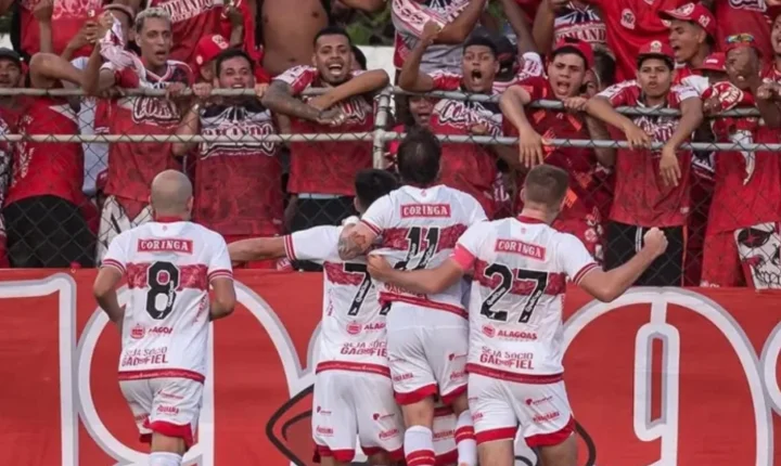 CRB vence o Avaí fora de casa e chega à quarta vitória seguida na Série B