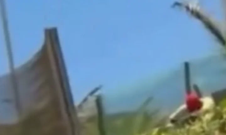 Homem é flagrado praticando atos obscenos diante de mulher na praia de Cruz das Almas, em Maceió
