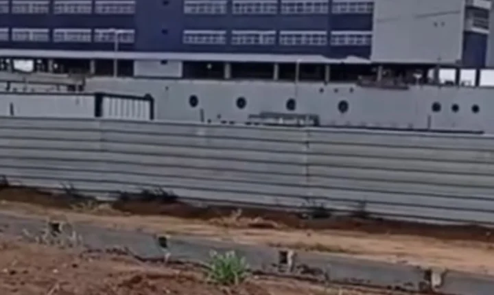 Morador de Arapiraca critica Renan Filho e cobra entrega de hospital que estaria parado há mais de sete anos