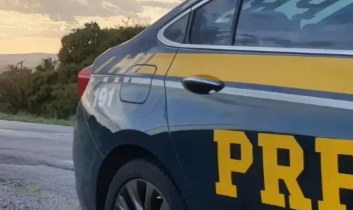 Moradores bloqueiam BR-101 em São Brás após mais de cinco dias sem água