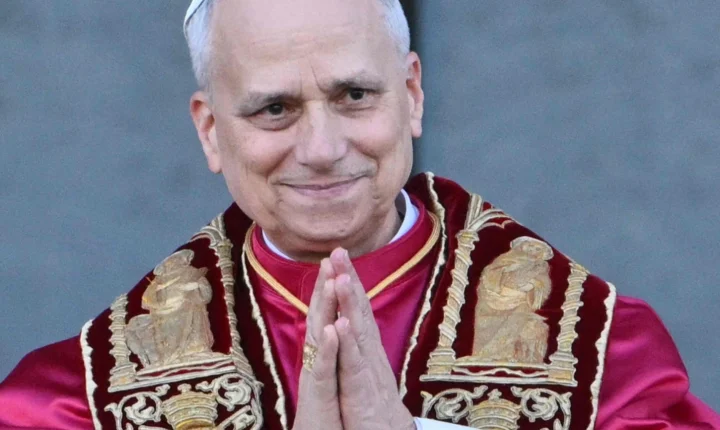 Papa Leão XIV tem câncer de pulmão confirmado após cirurgia para retirar parte do órgão