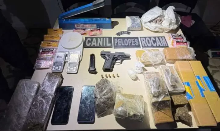 Polícia apreende mais de 7 kg de drogas escondidos entre paredes de barraco em Arapiraca