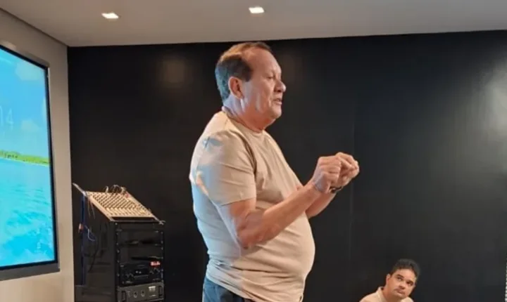 Rafael Tenório é aclamado presidente do CSA e promete reconstruir o clube