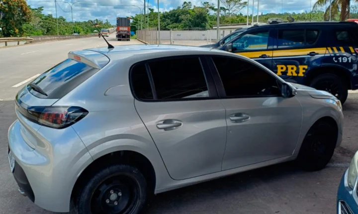 Veículo roubado em Alagoas é recuperado pela PRF em Sergipe
